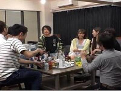 {巨乳\ドキュメンタリー}『早く入れてよ♡』欲求不満な看護師達と家飲み乱交H！素晴らしい女の子