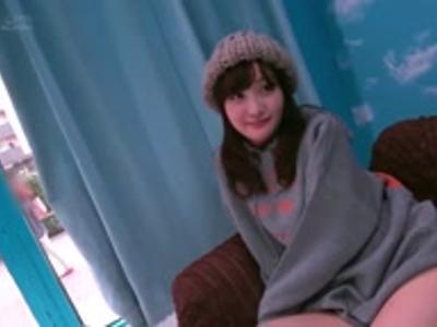 {エロエロカー\素人}「興奮しちゃう♡」普段と違うシチュエーションで興奮しまくりのJD！センズリ向きのR18動画