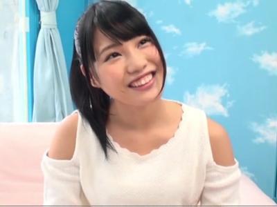 {外見える!?\素人}『ダメッ！イッちゃうッッ！』必死に声我慢するもエロい声で絶頂！大量エロ汁噴射してエクスタシー！セクシーな女の子のエロ動画