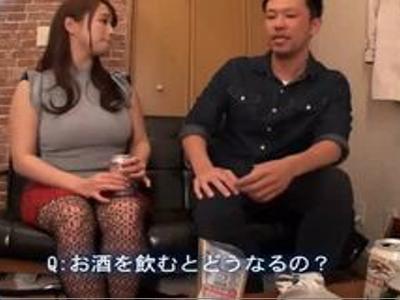 {ファン感謝\訪問}『今日だけはあなたのものよ♡』セクシー女優がファン男性宅に訪問して1日夫婦！絶対勃起のいい女