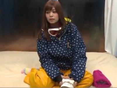 {マジックミラー\エロ動画}『中はダメ～彼氏にバレちゃう…』彼氏に内緒で可愛い彼女とSEX！即抜け確実な激エロ動画
