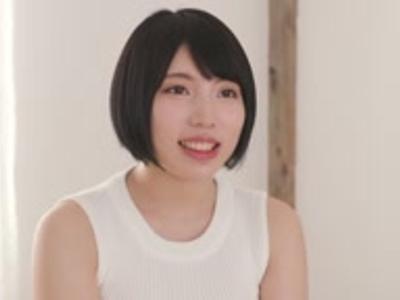 {安位カヲル\アイドル}十代でアイドルデビューしたあの子が自慢の体をあらわに！フォルムがいい感じの女の子