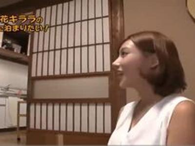 {企画\スレンダー}明日花キララ『おかあさんには内緒だよ♡』田舎の泊まってお父さんを寝取り！最高のエロ動画