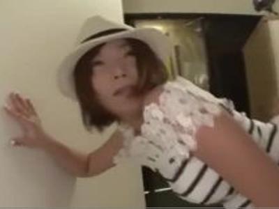 {紗倉まな\美乳}《紗倉まな》『もう体がもたないよぉ～』朝から晩まで至る所で耐久ピストン！削除前に見なきゃ損