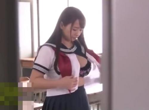 [白石茉莉奈]クラスのマドンナ29才むっちり女子高生に群がる男子生徒
