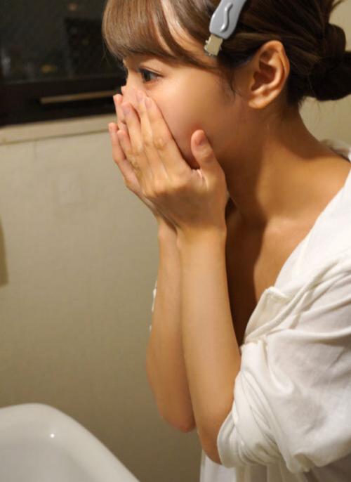 天音まひな　おっぱいに負けて一晩中H【3】遂に二人で寄り添い、入浴し、何度もセックスをしてしまう。「先輩のこと好きかも」