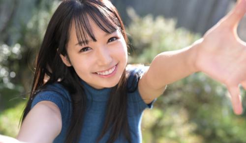 星乃夏月　太陽みたいで元気な美少女【3】明るく元気なミニマム美少女。服の下はマシュマロボディで奇跡のGカップの持ち主！