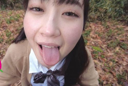 神野ひな　号泣イラマデート【1】喉マ●コでチ●ポ咥えながら真っ直ぐな視線を逸らさずに、涙で頬を濡らし精子ごっくん…。