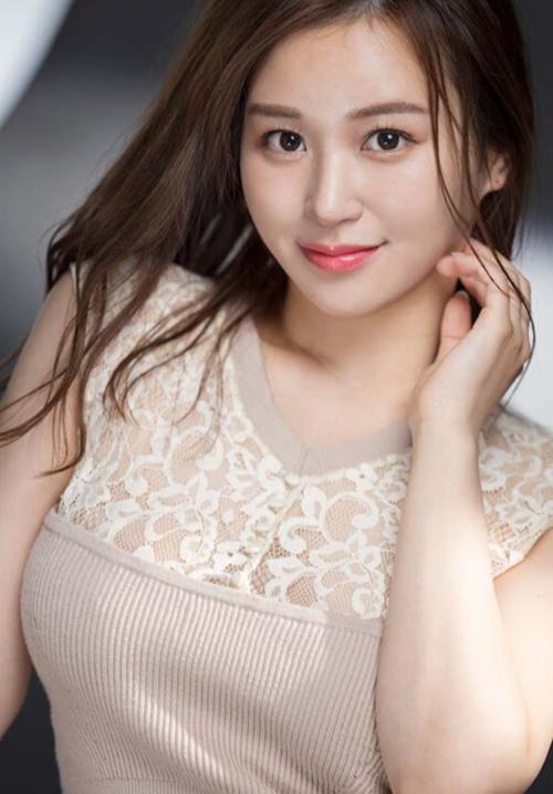 芦名ほのか　美淑女のSEX【2】唇から溢れる色気！吸い込まれそうな瞳！見つめられたら勃起は必至！腰のラインは美しエロい！