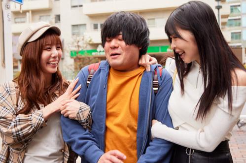 森日向子 朝日奈かれん　美女に朝も夜も抜かれる！【2】前後から金玉お構いなしのノリノリFUCK！ず～っと精子ブッこ抜き！