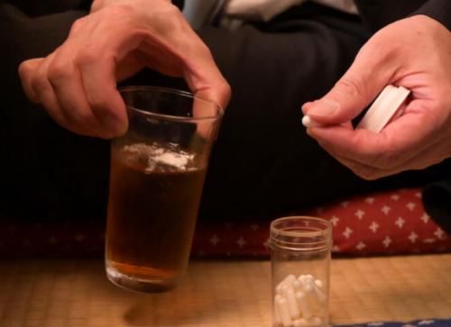 愛宝すず　朝まで続く絶倫性交【3】「こうされると気持ち良いんだろ？」「バレちゃいますよぉ…」彼氏との電話中もお構いなし！