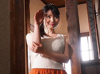 【夢乃あいか】「私とセックスしない？♡」あまりにもやることがない田舎なので誘惑してきた隣に住む人妻さんを昼間からハメるw