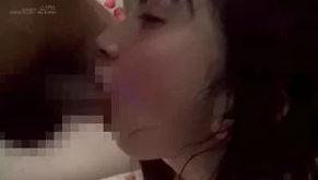 【冬愛ことね】スレンダーボディの女の子さんが中年男の肉棒を無理矢理しゃぶらされた上に犯されてしまう