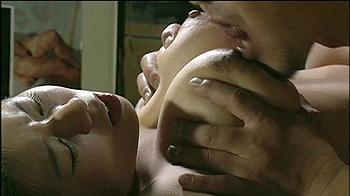 【ヘンリー塚本】田舎の一軒家で男女が濃厚なセックスを繰り広げる！