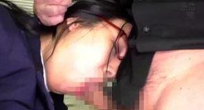 【企画】セックスにあまり興味のない女子高生さんが変態教師にフェラチオさせられたり犯されちゃう