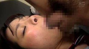 【盗撮】眠っていた女子高生さんが次に目を覚ますと保険医の男に犯されていました
