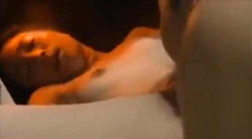 【ヘンリー塚本】昼間から義理の父親と、浮気セックスしてしまう淫乱妻