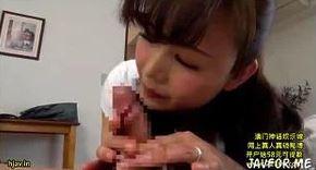 【三浦恵理子】美人妻さんが優しく息子を射精に導いてあげる