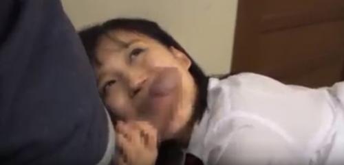 【近親相姦】奥さんが居ない間に、自分の娘にフェラチオさせたり激しくセックスしてしまう父親！