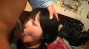 【隠し撮り】美人妻さんが狭い和室の中で無理やフェラチオさせられたり犯されちゃってます