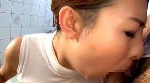 【水元恵梨香】人妻さんが昼間からお風呂で愛する子供と近親相姦セックスしちゃってるよ
