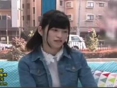 «マジックミラー|素人»バスターミナルでナンパした上京したての女の子がデカチン見せられ興奮しまくり！シコシコ必須のエロ動画