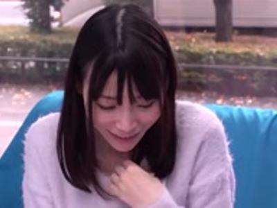 «外見える!?|カップル»大学生カップルがカレのチンポ当てに挑戦した結果…罰ゲームで寝取られ！妄想注意な18禁動画