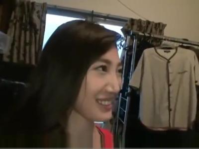 «美乳|エロ動画»ヤリマン美女が男性宅を訪問して濃厚エッチ！チンポをあさるセクシー美女！見ないと損な性処理動画