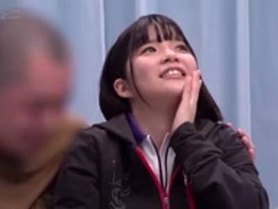 «外見える!?|企画»【エロエロカー】体育大の学生にチェリー君のお願い聞いてください企画！発情しちゃう性処理動画