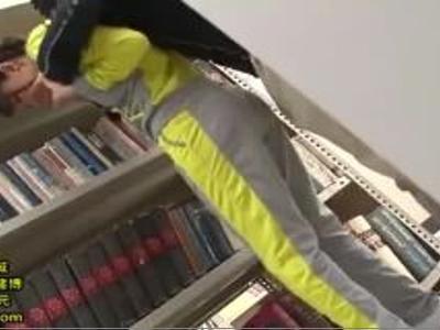 «女子高生|美乳»ボインなスポーツインストラクターを強姦！手マンされてマン汁糸引きまくりのエロ娘！お気に入り決定のビデオ