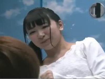 «女子大生|エロ動画»可愛い女子大生が友達と素股500回！我慢できずに生挿入して種付け！体型がいい感じの女の子