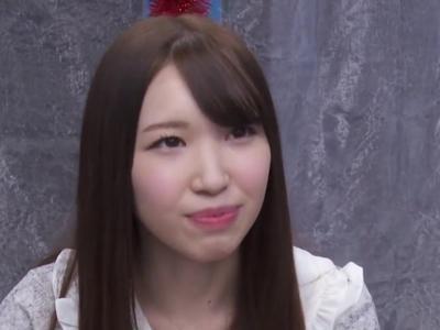 «見えてないよね??|企画»デート中のアベックの彼女のまんこに前後運動マシーンを突っ込んでボルチオ刺激！スケベ注意な18禁動画