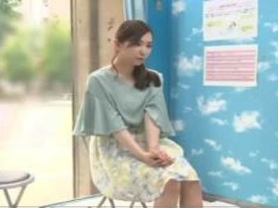 «主婦|企画»奇麗な奥様に性感マッサージ！濡れ濡れにして感じちゃった奥様に寝取り生ハメ種付け！魅力的な女の子