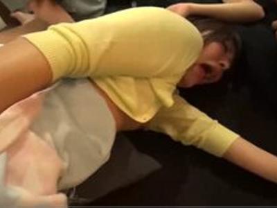 «フェチ|エロ動画»可愛い看護師たちと宅飲みパーティー！エッチな盛り上がって乱交エッチしちゃった！抜かずにはいられない動画