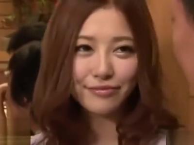 «フェチ|企画»同窓会で再会した女の子が同級生を誘惑！居酒屋でおっぱいを揉ませてお持ち帰りしてエッチ！セクシーな女の子のスケベ動画