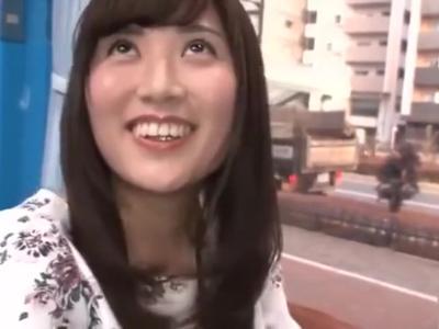«外見える!?|婦人ナンパ»美婦人に脱がなくていいからとセンズリ鑑賞をお願い！発情させて不倫ファック！フリーで見れちゃうスケベ映像