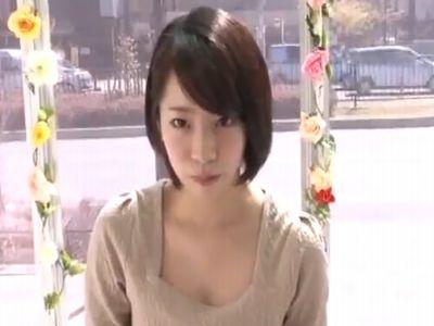 «マジックミラー|人妻ナンパ»【マジックミラー号】ガチ媚薬を飲まされ発情しまくりの人妻！発情しちゃうAV