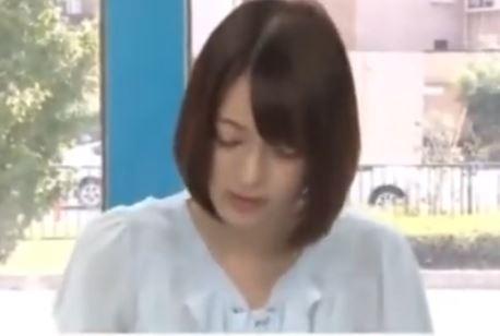 女子アナに就職予定のモデル体型の美人女子大生がMM号でハメられながらSEXの実況させられる！