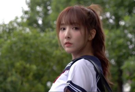 こんなに沢山の男子生徒とSEX出来るなんてあたし美人に生まれて来てホントに良かったです！ 三上悠亜