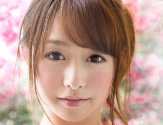 自宅へちょいぽちゃのデリヘル嬢を呼んだら なんとアイドルが来ちゃった！アイドルも風俗で頑張る時代なんですね(;'∀')