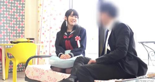 【マジックミラー号】お金に釣られた親子が禁断の近親相姦！母を外に待たせて娘に中出し！卒業式祝いの精子がまんこを垂れるw