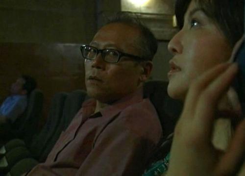【ヘンリー塚本】「この女…誘ってるよな…♡」アダルト映画を観る女！隣の男を誘惑してその気にさせる！！～痴女映画館～
