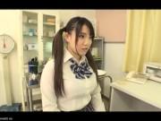 【巨乳JK×悪徳医師】幼い顔立ちなのに発育の良い乳房のツインテールJKに当然の様にエッチな診察をする医者◎