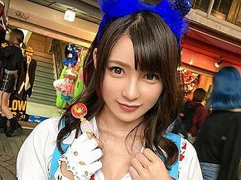 【地下アイドル】メイドコスが似合うアニメ声の娘をナンパ！かぼちゃ色の下着の上から大好きなオモチャでご褒美♡