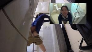 【鬼畜強姦でハメ撮りまでされる素人少女】「パイパン処女まんこに挿入」トイレでロリ中学生が犯される