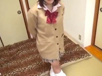 《個人撮影/素人リアルJK/流出》※早期削除※巨乳おっぱい制服ロリ女子校生が援交おじさん手コキ＆フェラし着衣セックス絶頂