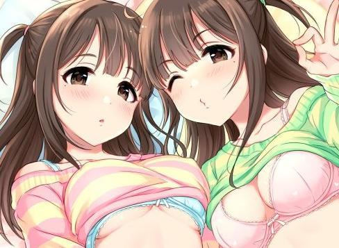 童顔美少女達のブラからはみ出るおっぱいが最高にエロくて大興奮して処女マンコに大量ザーメン発射！！