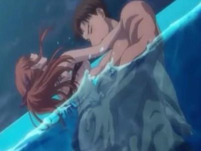 イケメン消防士の幼馴染とプール内で堂々と青姦セックスしちゃう！？巨根ペニスでズコバコ突かれエビ反り絶頂♥♥