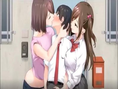 アソコを大きくしている少年がお姉さんたちによって優しくご奉仕されて大量射精する