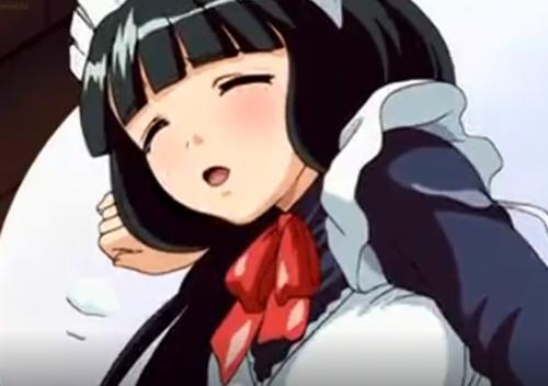 【エロアニメ】メイド服の巨乳美少女が着衣のままパイパンマンコをペロペロ舐められて感じまくる♡